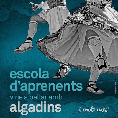 <strong>ESCOLA D'APRENENTS</strong></p>
<p><br />Si tens m&eacute;s de 14 anys, vols aprendre balls i danses de les nostres terres i formar part del cos de ball d'Algadins, apunta't a la nostra Escola d'Aprenents.