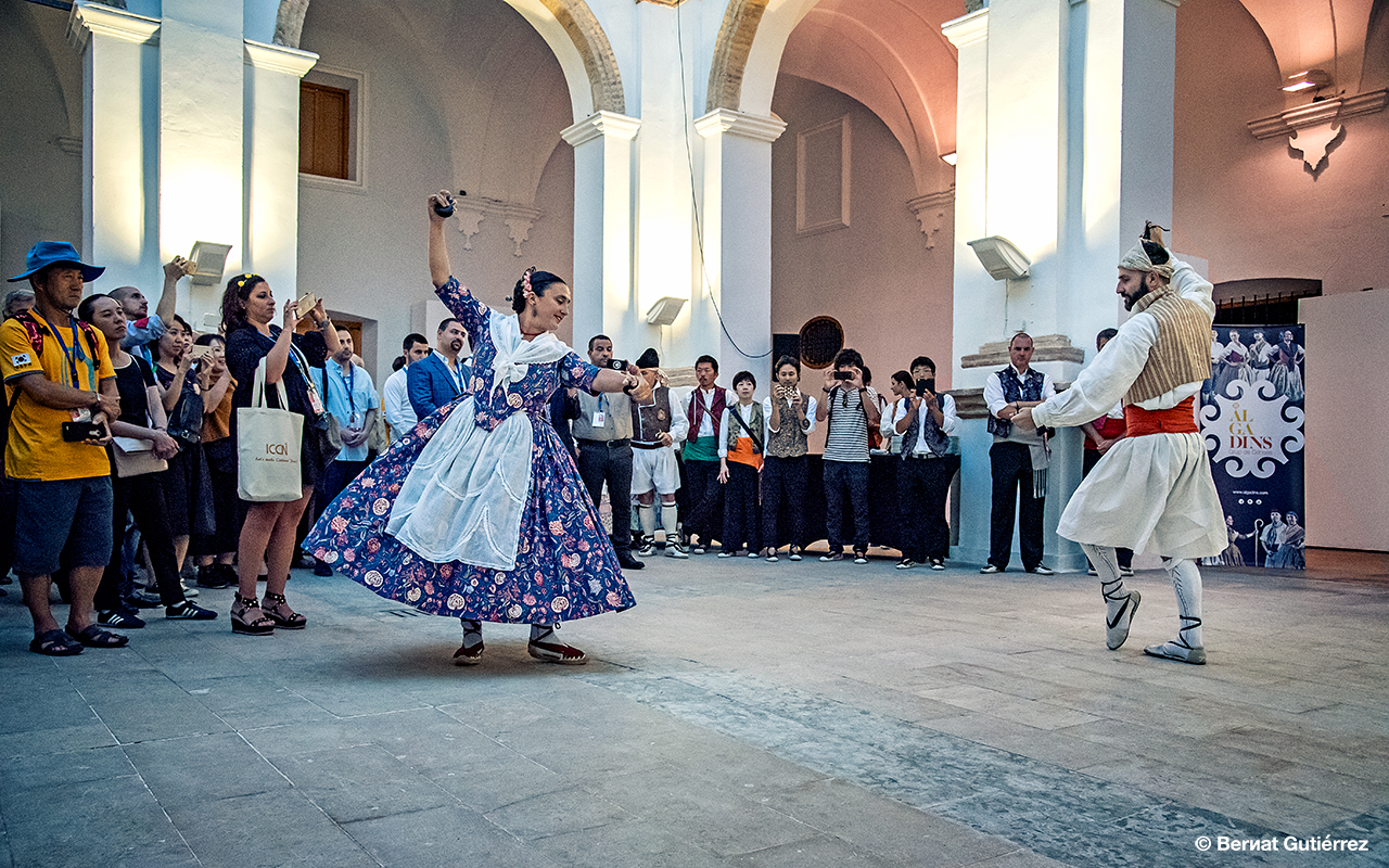 Actuació per a la UNESCO. © Foto: Bernat Gutiérrez | Nat Estudi